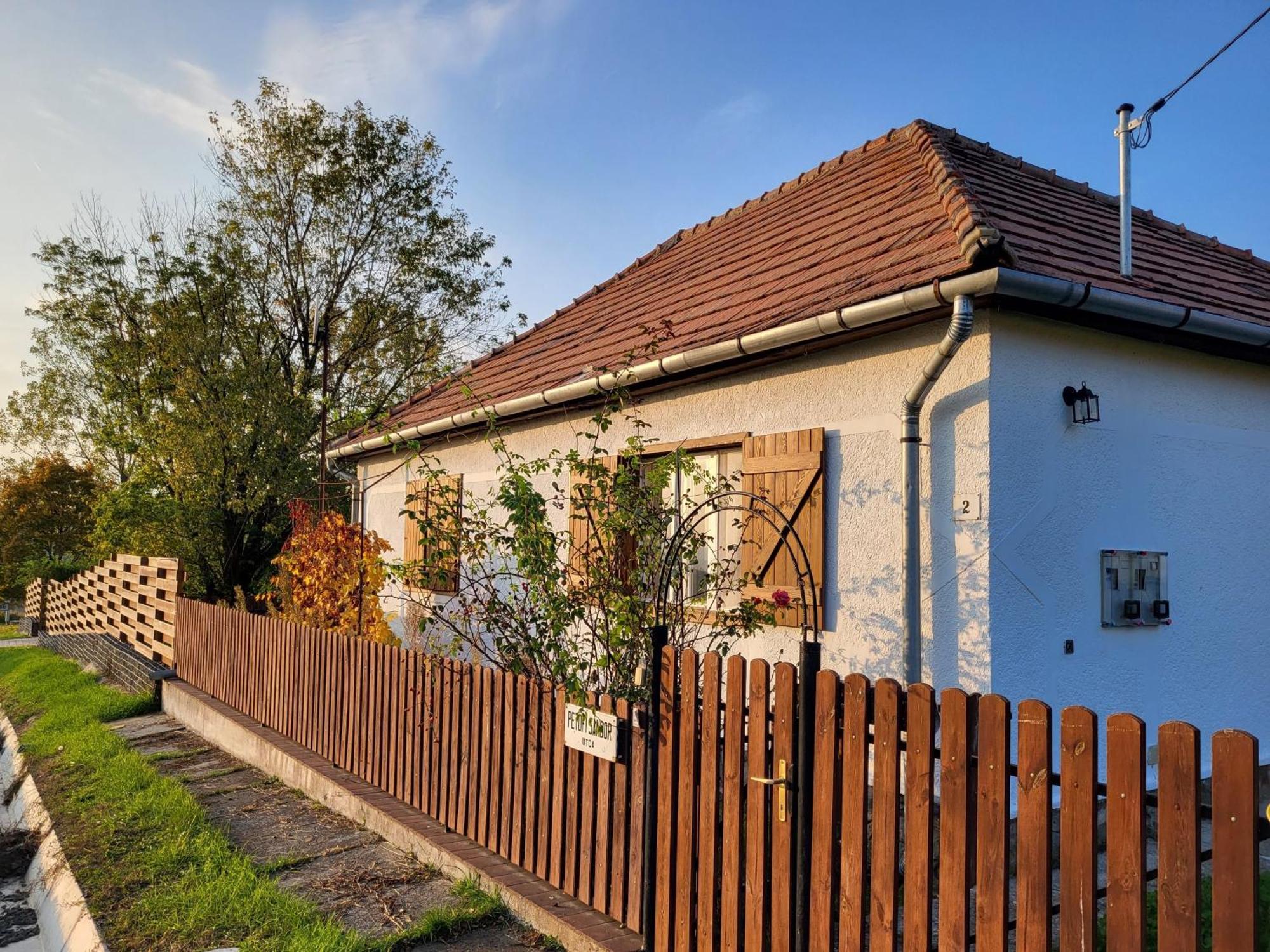 Tepke Guesthouse Garáb מראה חיצוני תמונה